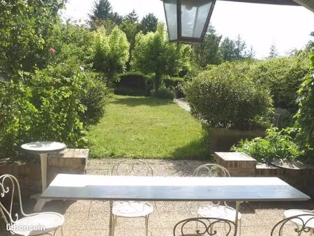 maison 11 pièces 260 m²