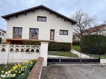 maison 7 pièces 128 m²