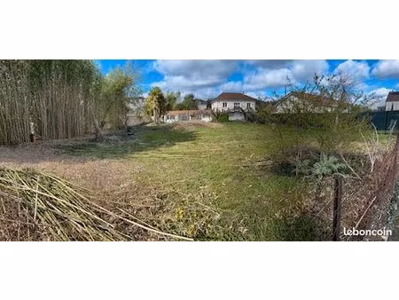 terrain à bâtir 547m²