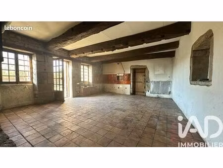 appartement 3 pièces 77 m²