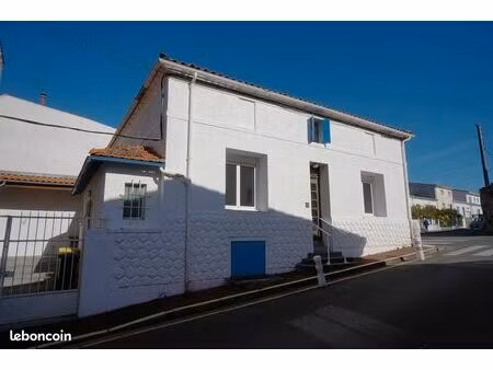 maison 4 pièces 121 m²