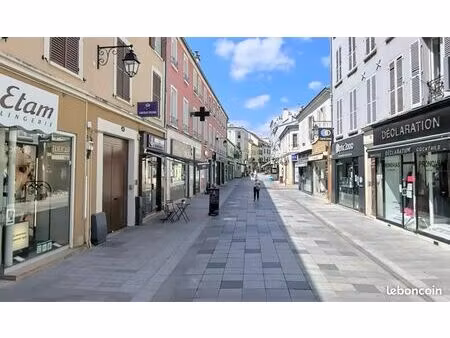 boutique 119 m² sceaux