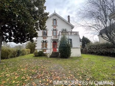 maison 6 pièces 153 m²