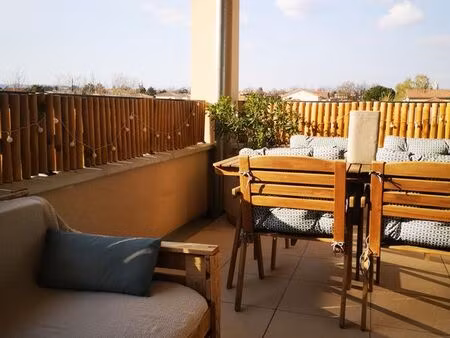 appartement t3 meublé 72 m² + terrasse 13 m² – résidence calme – pont de l’isère