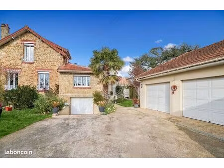 maison 8 pièces 200 m²