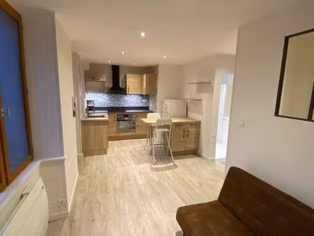 loue appartement meublé t2
