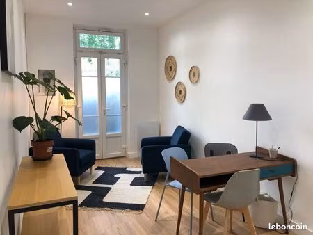 saint-mandé à louer - journées des jeudis dans bureau professionnel