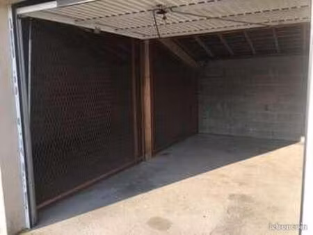 garage/box 13 m² evreux