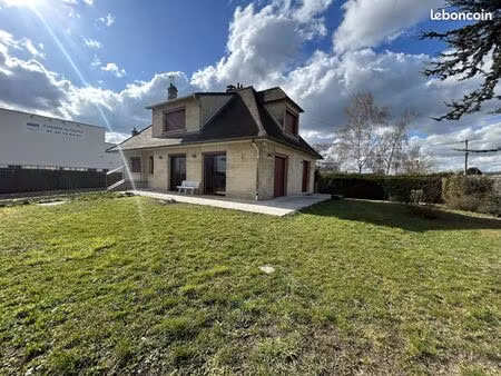 bureaux 160 m² beauchamp