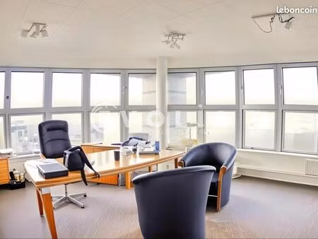 bureaux 217 m²