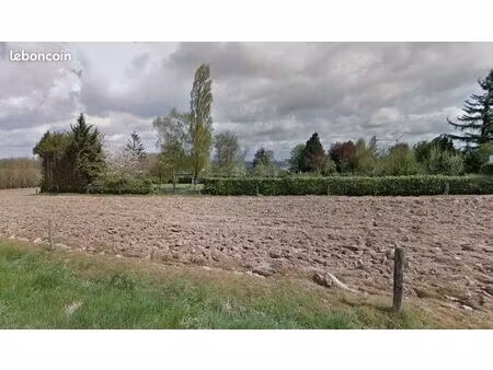 terrain 338 m² guipel