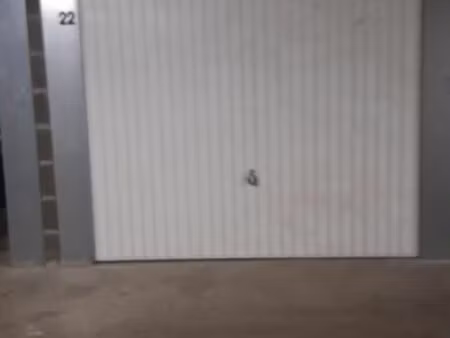 garage/box 15 m² chateaubourg