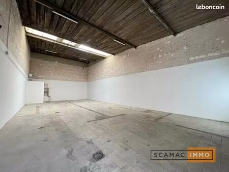 local d'activité 127 m²