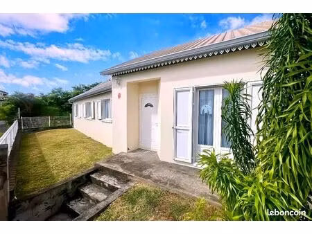 maison familiale 5 chambres avec suite parentale  garage double et terrain plat – saint-be