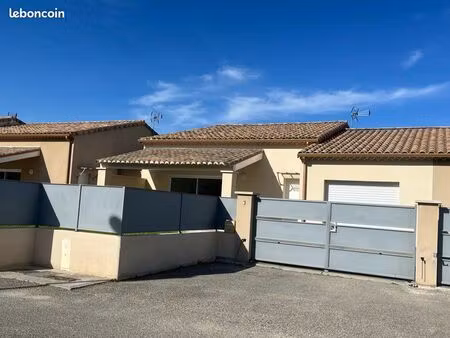 maison à saint paul trois châteaux