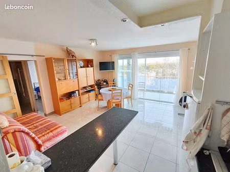 t2 de 45 m² + parking