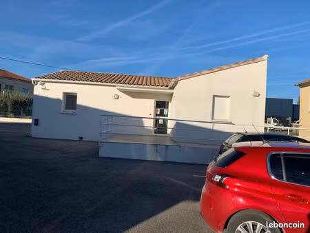 local médical paramédical neuf parking climatisation