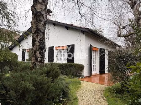 maison à vendre de 8 pièces de 141 00 m²