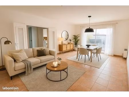 emplacement idéal  proche des axes principaux  commerces  écoles  