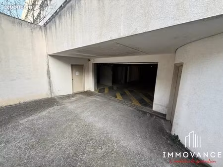 parking/box 18 m² montpellier