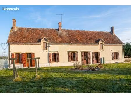 longere de 122m² avec terrain et dépendances