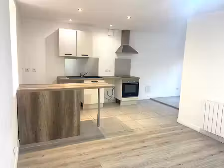 appartement en duplex en rez-de-jardin 58m² avec terrasse