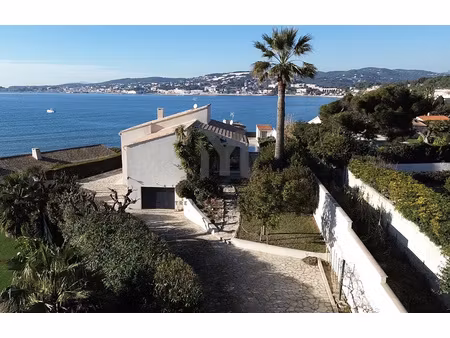 villa vue panoramique sur la baie de bandol/sanary