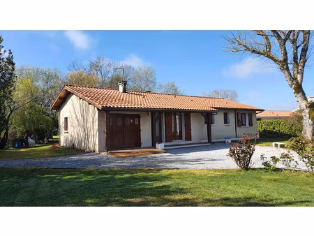 habitation de 84m2 à acheter à hagetmau (40)