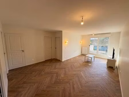 appartement de standing entièrement rénové