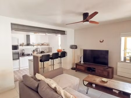 maison de village 106 m2