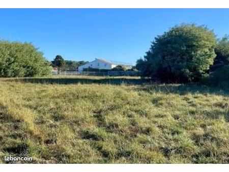terrain 618 m² saint palais sur mer
