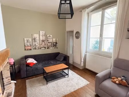 charmante maison de ville a poligny