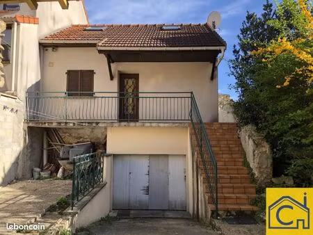 immeuble 7 pièces 127 m²