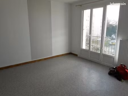 vends apartement 42m2 joué les tours 37300