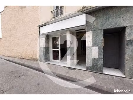 boutique 75 m² valence