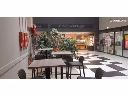 boulangerie en galerie commercial