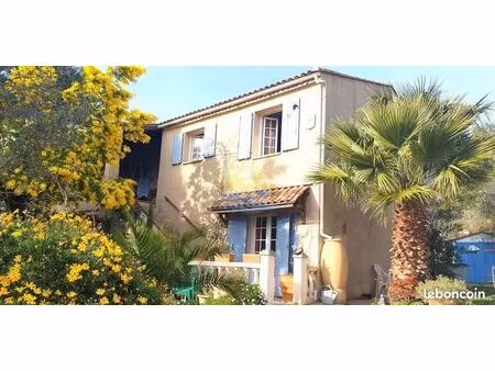 villa 6 pièces 80 m²