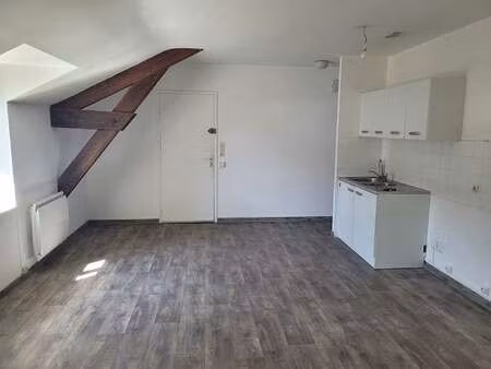 location appartement 2 pièces au pellerin (44640) : à louer 2 pièces / 43m² le pellerin