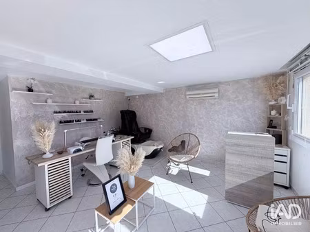 vente commerce 70 m² orgeval (78630)