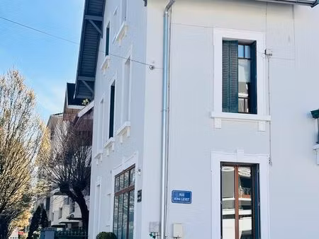 t2 meublé dans maison de ville annecy + parking