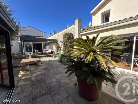 maison 5 pièces 185 m²