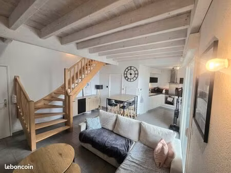 appartement duplex lumineux – soustons – 246 000