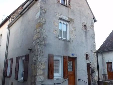 maison de ville 4 pièces (châtillon coligny)
