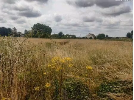 terrain 635 m² huisseau sur mauves