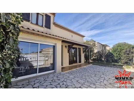 villa 5 pièces 82 m²