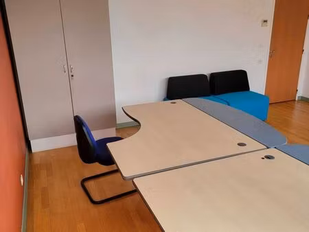 location bureau spacieux et lumineux - 1 mois offert