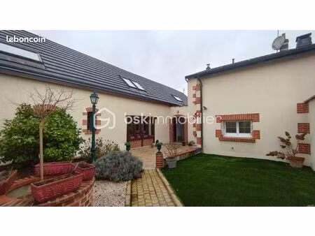 maison 7 pièces 228 m²