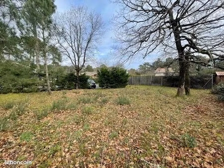 terrain 725 m² queyrac