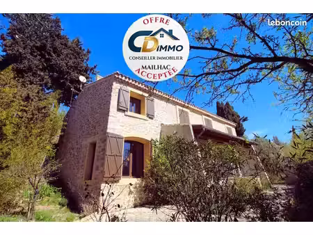 propriété 5 pièces 201 m²