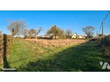 terrain 1173 m² le tronquay
